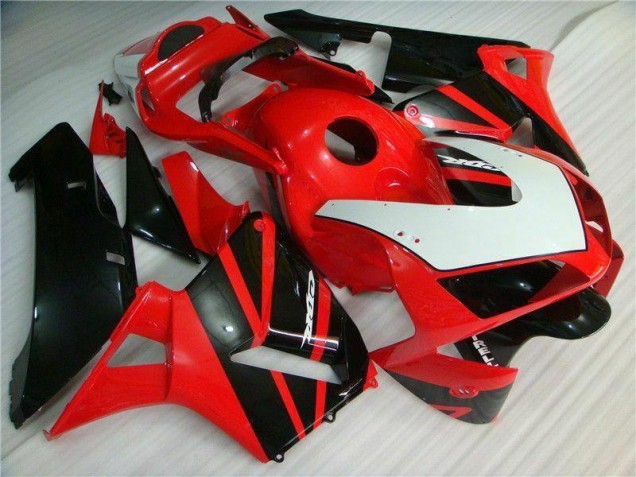 Affordable 2003-2004 Red Honda CBR600RR Motorbike Fairing Canada Affordable 2003-2004 Red Honda CBR600RR Motorbike Fairing Canada