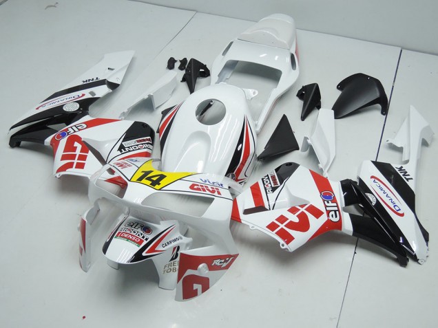 Affordable 2003-2004 Givi Honda CBR600RR Motorcycle Replacement Fairings Canada Affordable 2003-2004 Givi Honda CBR600RR Motorcycle Replacement Fairings Canada