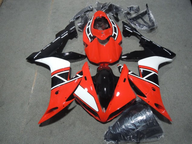 Affordable 2004-2006 Red White Black Yamaha YZF R1 Motorbike Fairing Canada Affordable 2004-2006 Red White Black Yamaha YZF R1 Motorbike Fairing Canada